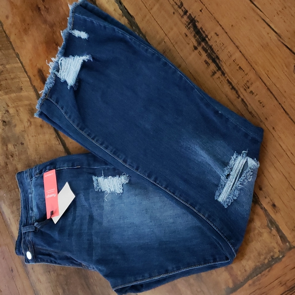 FLAMINGO bell bottom jeans 👖 😍